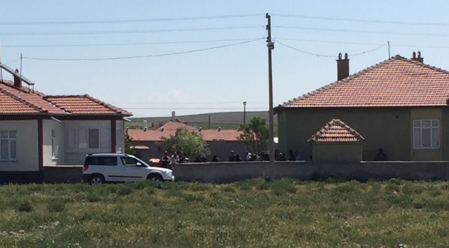 Cinnet getiren saldırgan 5 kişiyi öldürdü