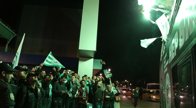 Atiker Konyaspor'a coşkulu karşılama