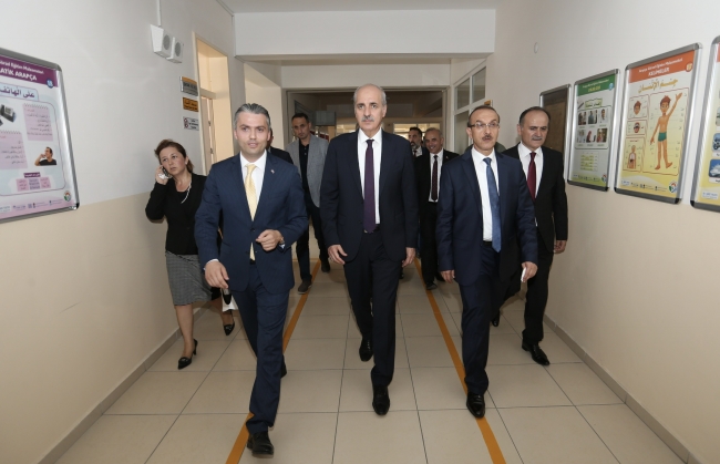 Bakan Kurtulmuş, Ordu'da öğrencilerle bir araya geldi