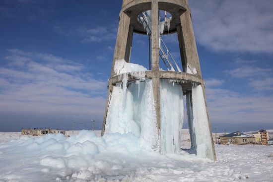 Su deposunda buzdan şelaleyi andıran görüntüler oluştu