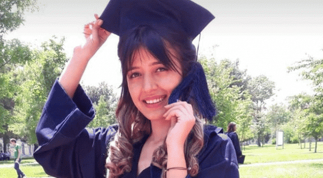 Kızının çok sevdiği lavantaları hastane bahçesine getirdi