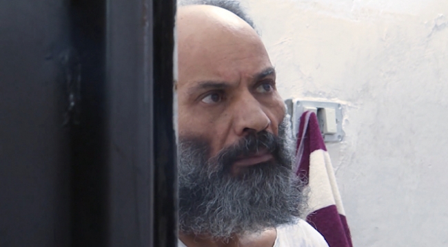 Libya’da TRT Haber, darbeci Hafter’e bağlı komutanla hücrede konuştu