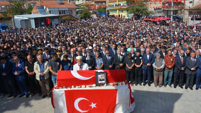 Şehitlerimiz son yolculuğuna uğurlandı