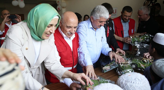 Milletvekilleri Arakanlıların durumunu değerlendirdi