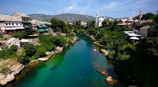 Bosna Hersek tarihi ve doğal güzellikleriyle büyülüyor