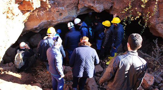 Türkiye'nin ilk "lav tüpü mağarası" keşfedildi