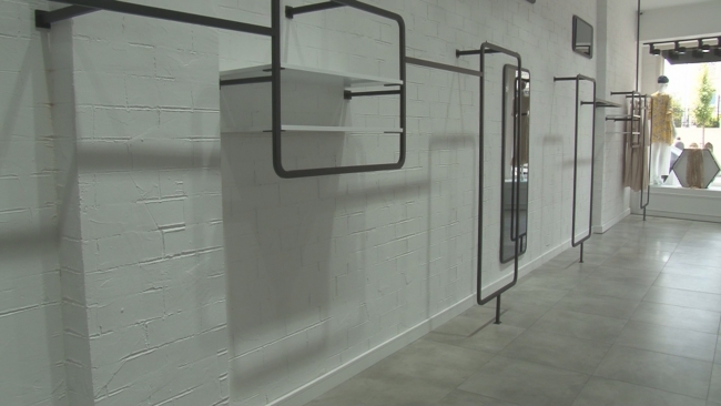 Hırsızların mağazayı soyma anı kamerada