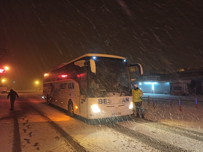 Malatya - Kayseri karayolunda ulaşım 2 saat aksadı
