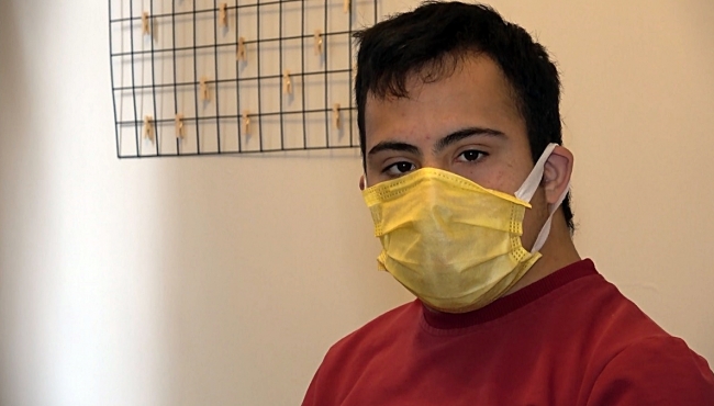 Maske takmak istemeyen engelli çocukların ailelerine tavsiye