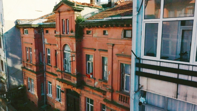 Kadıköy'de 120 yıllın tanığı: Sünget Apartmanı
