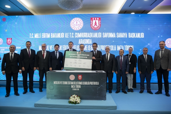 2023 öğretmene teknoloji eğitimi verilecek