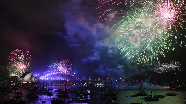 Dünya 2018'i coşkuyla karşıladı