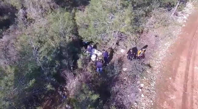 Mersin'de 'drone'lu uyuşturucu operasyonu: 3 tutuklama