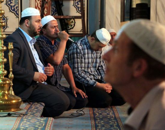 Demokrasi şehitleri için mevlit okutuldu