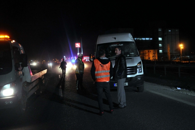 Dağcıları taşıyan minibüs kaza yaptı: 4 yaralı