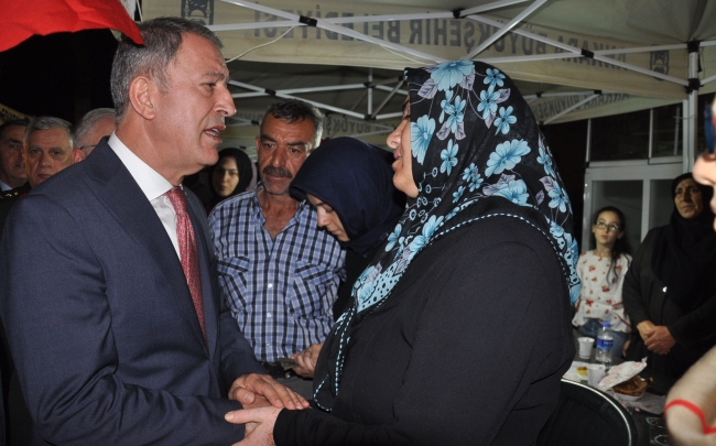 Milli Savunma Bakanı Akar: Milletimizin huzur içinde yaşayacağı günler yakındır