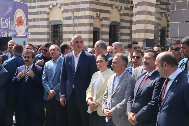 Terörün zarar verdiği Dört Ayaklı Minare'nin açılışı yapıldı