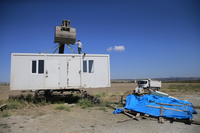 Mogan Gölü'nün çevresindeki kaçak yapılar yıkıldı