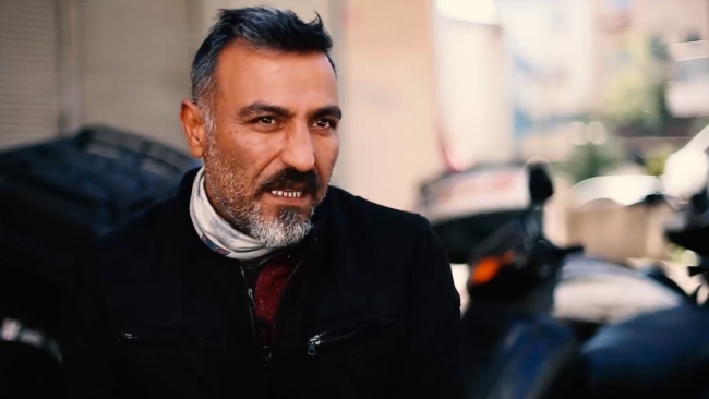 Bagajlarında hayat, yüreklerinde kırgınlık var: Saygı duyun yeter