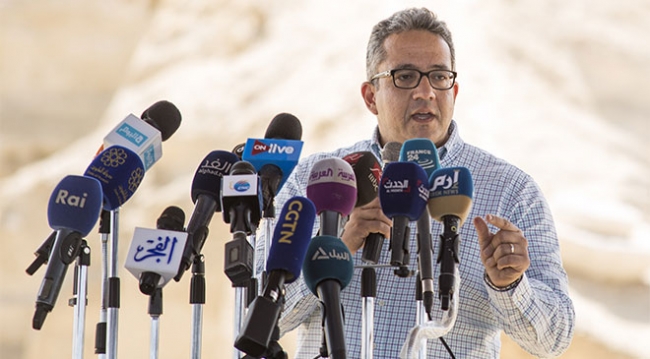 Mısır'da 3 bin yıllık 8 firavun mezarı bulundu