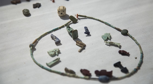 Mısır'da 3 bin yıllık 8 firavun mezarı bulundu