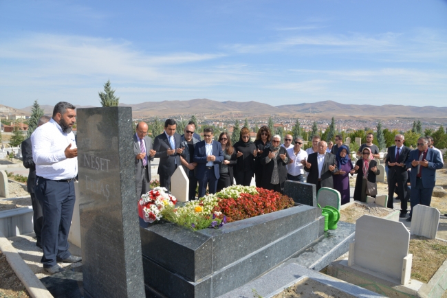 'Bozkırın tezenesi' vefatının 5. yılında unutulmadı