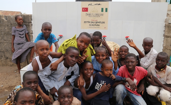 Nijerya'da Zeytin Dalı Harekatı şehitleri için su kuyusu açıldı