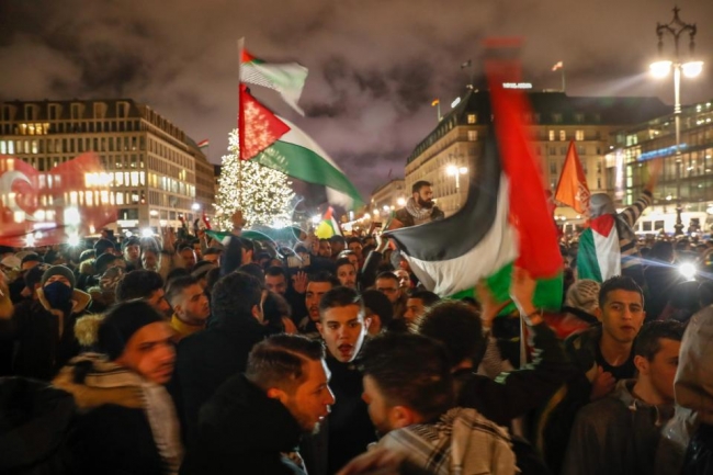 PKK'ya kucak açan Almanya'yı Kudüs protestoları rahatsız etti