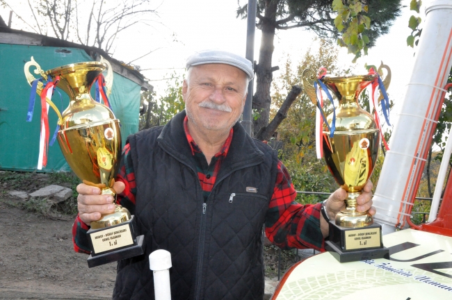 5 bin lira harcayarak yaptığı araç yarışlarda derece topluyor