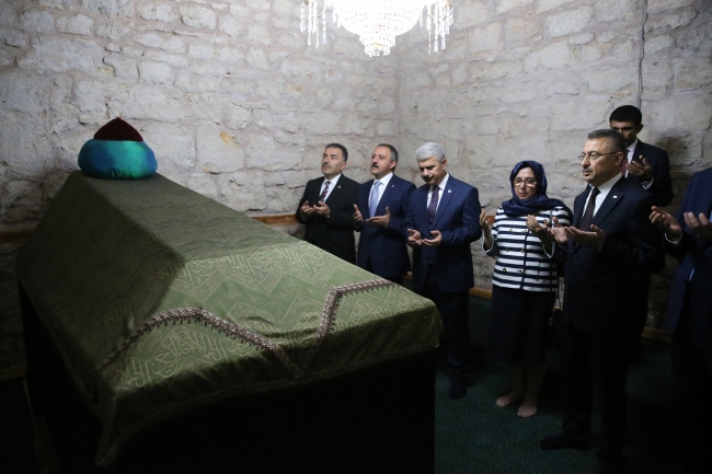 Cumhurbaşkanı Yardımcısı Oktay: Ekonomik manipülasyonu milletimizin desteğiyle aşacağız