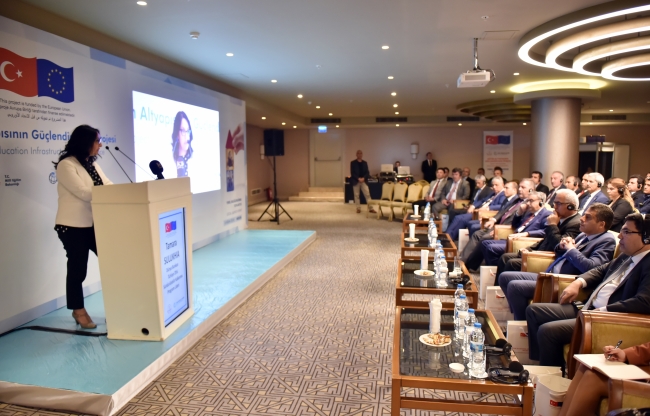 Suriyeli çocuklar için 215 yeni okul açılacak