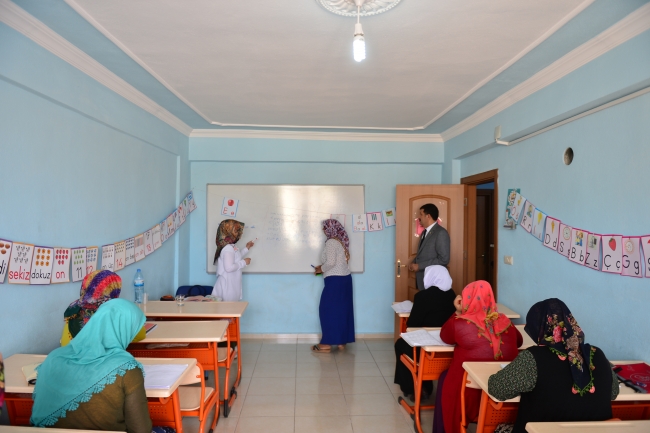 77 yaşında çocukluk hayaline kavuştu