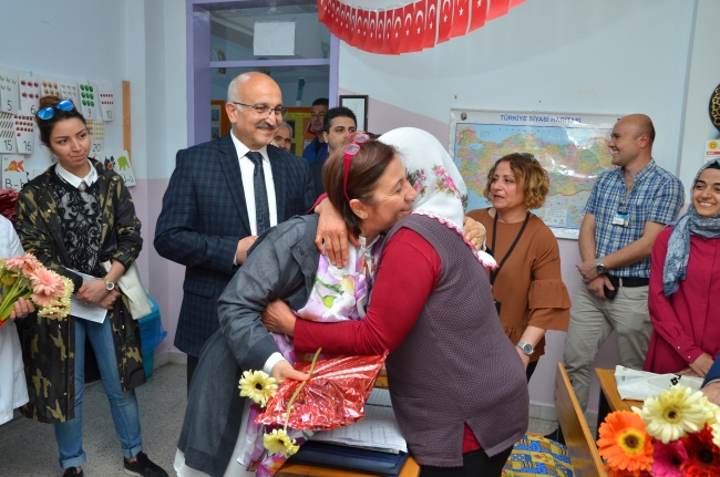 Cumhurbaşkanı Erdoğan'ın başlattığı okuma yazma seferberliğine Çorum'dan yoğun ilgi