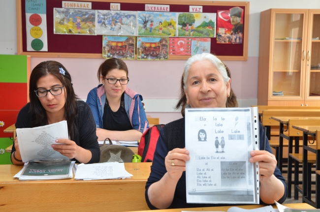 Cumhurbaşkanı Erdoğan'ın başlattığı okuma yazma seferberliğine Çorum'dan yoğun ilgi