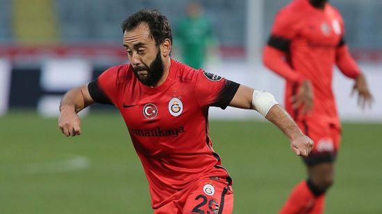 Galatasaray yıldız oyuncuyla sözleşmesini feshetti
