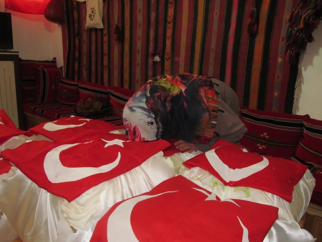 "Onbeşliler" diyarından Mehmetçikler için içlik ve bere