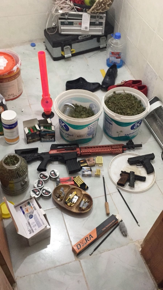 Ankara'da köpek çiftliğine polis baskını