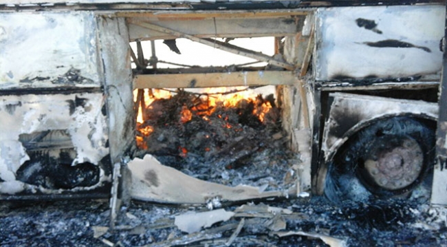 Kazakistan'da yolcu otobüsü yandı: 52 ölü