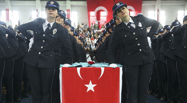 Emniyet teşkilatına 25 bin 500 kişilik alım planlanıyor