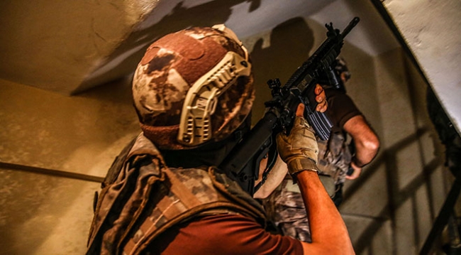 İstanbul'da uyuşturucu operasyonu: 24 gözaltı