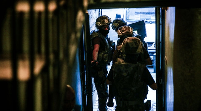 İstanbul'da uyuşturucu operasyonu: 24 gözaltı