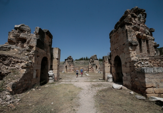 Pamukkale inanç turizmine de ev sahipliği yapıyor