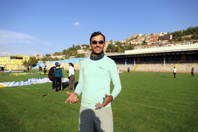 Mardin'de "yamaç paraşütü" eğitimi