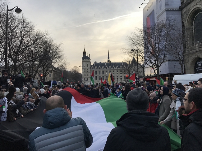 Filistin'e destek için meydanlar doldu