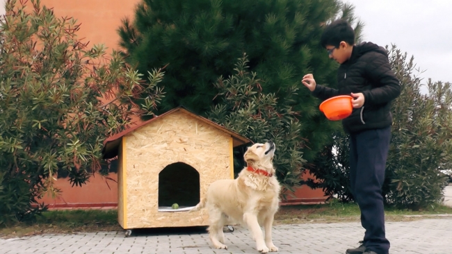 Manisalı öğrencilerin neşe kaynağı "Patik"