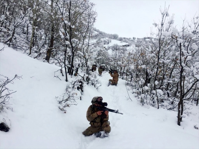 Bitlis'te 160 kilogram patlayıcı bulundu