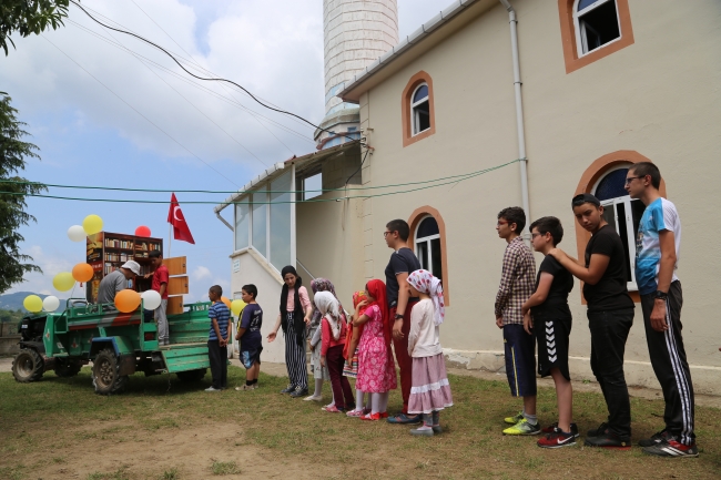 "Pat pat" ile kitap seferberliği başlattılar