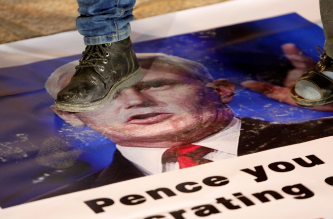 Filistinliler ABD Başkan Yardımcısı Mike Pence'in İsrail ziyaretini protesto etti