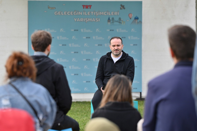 Geleceğin İletişimcileri 19 Mayıs’ı TRT’de kutladı