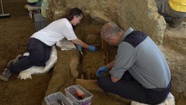 Haydarpaşa hazinesi: 5 metre kazıp M.Ö. 5. yüzyıla indiler